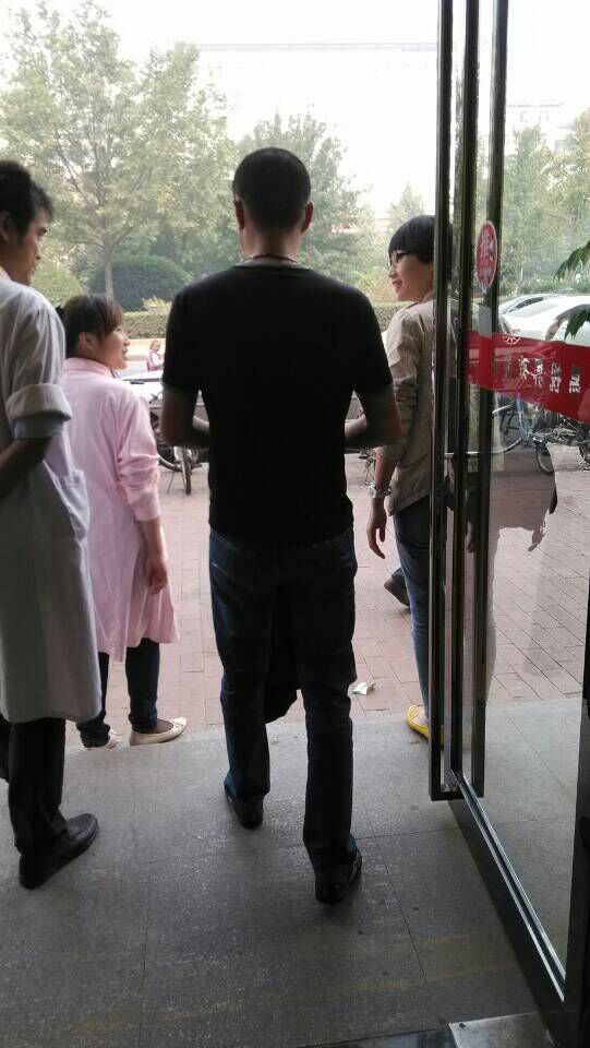 热烈欢迎台州刘老师到易视界实地考察！！！