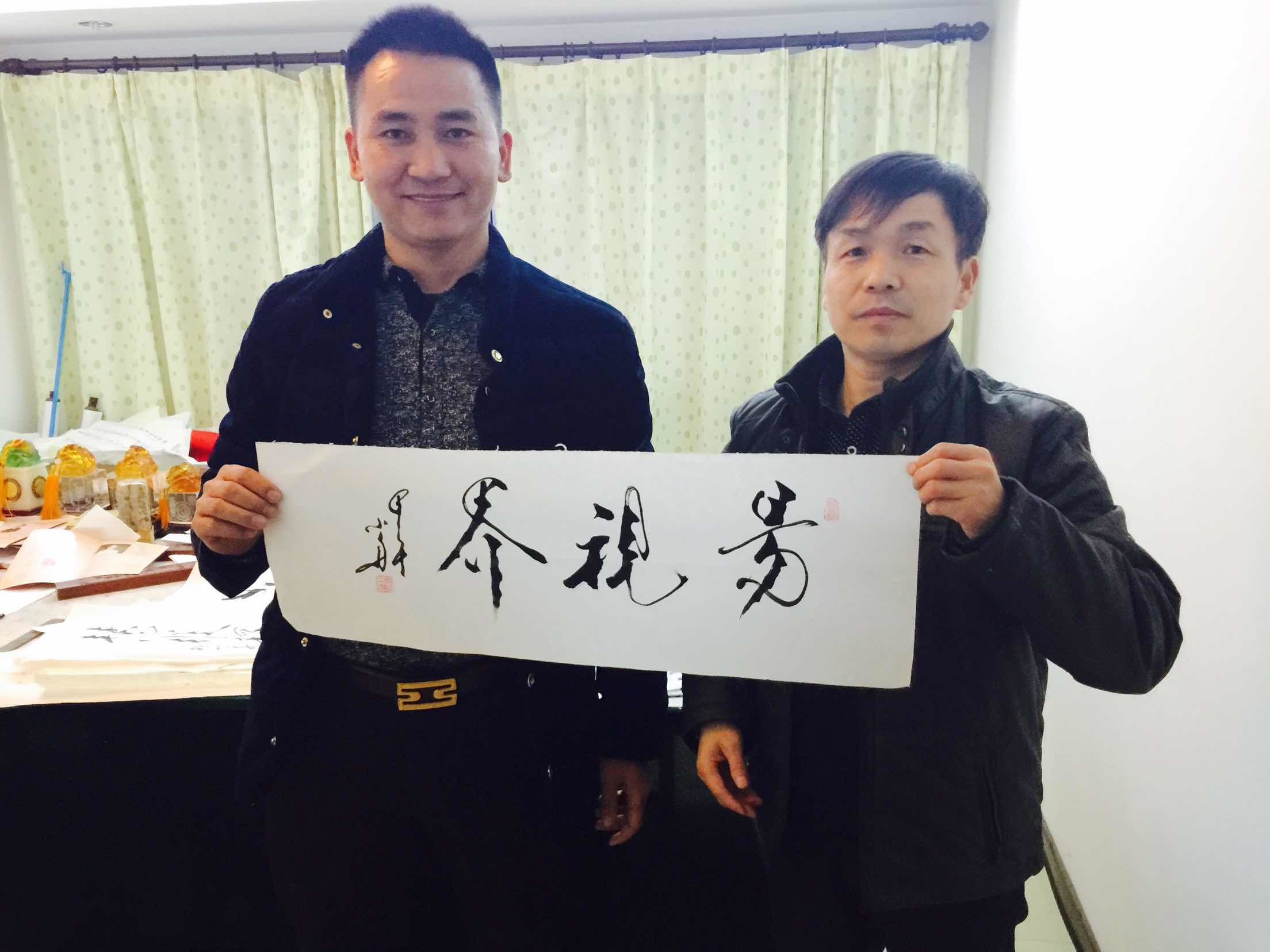 中国书坛六大怪杰胡小舟为易视界品牌提笔留念！
