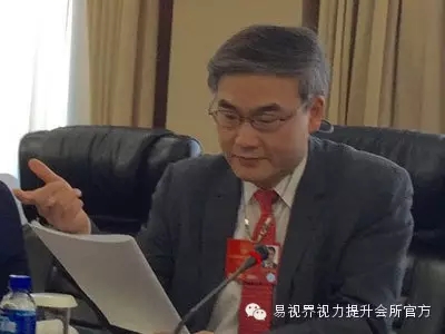 易视界直击两会 防治高度近视刻不容缓