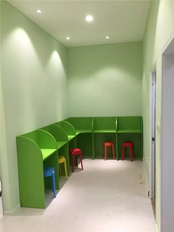 易视界崇高路店