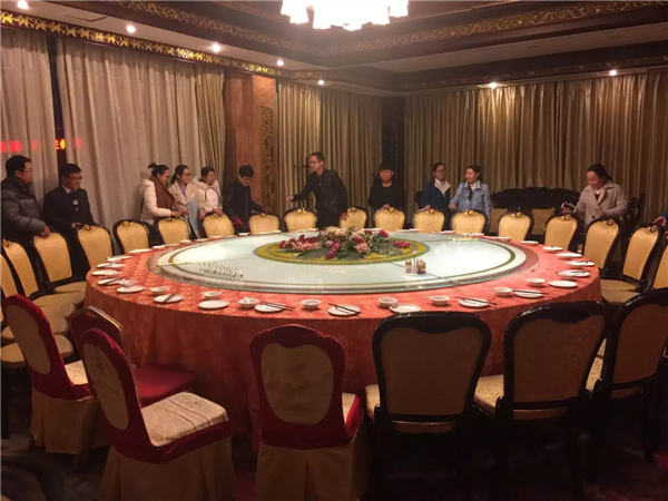 易视界精英管理齐聚皇宫大酒店