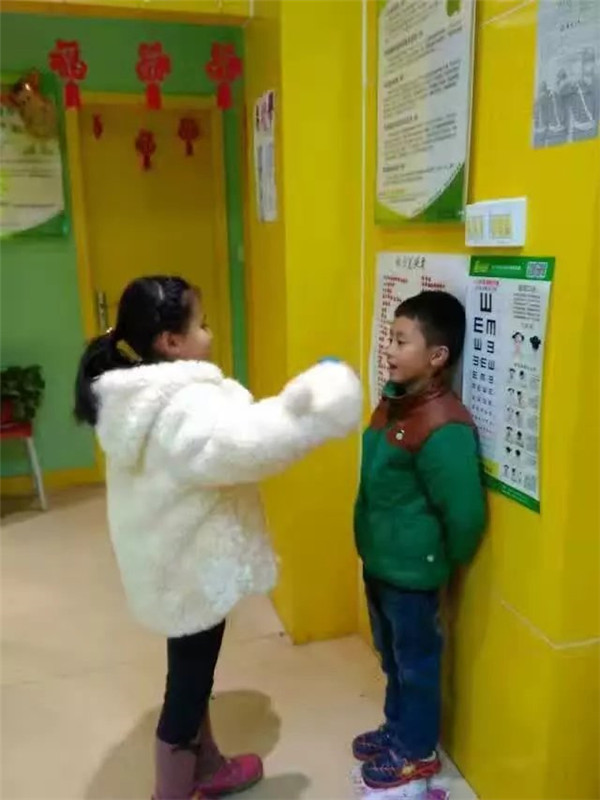 21天养成爱眼好习惯 易视界打造出爱眼小天使