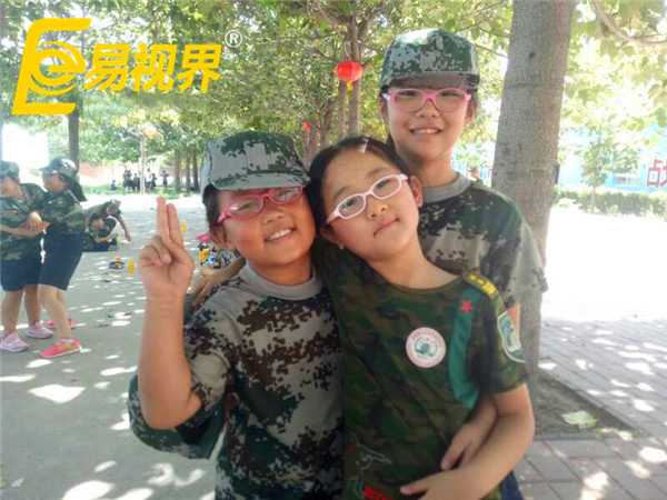 和小伙伴们相亲相爱