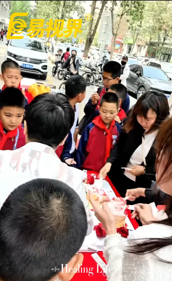 热烈祝贺内蒙易视界开业大吉